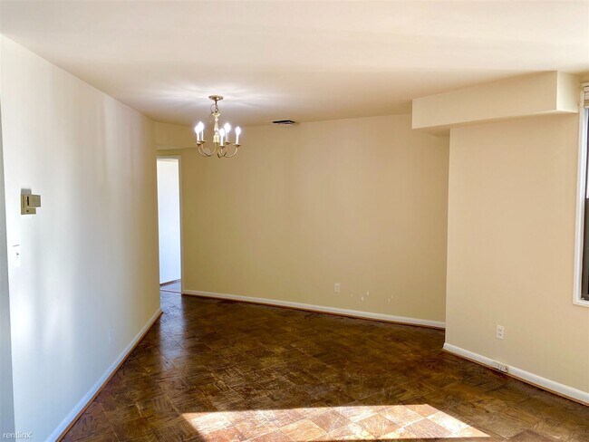 Foto del edificio - 1 br, 1 bath Condo - 3450 Toledo Ter Apt 314