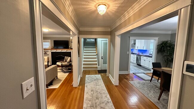 Foto del edificio - 6020 McGee St
