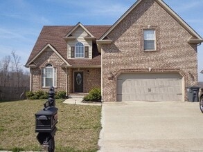 Building Photo - 1313 Chinook Cir