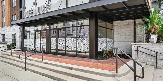 Foto del edificio - 776 N Orange Ave