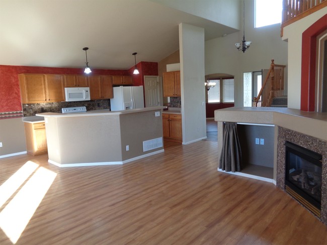 Building Photo - 5753 Huerfano Dr