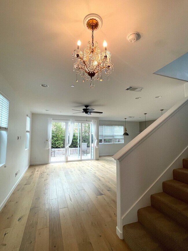 Foto del edificio - Beautiful 3 Bedroom house in Trillium, Arr...