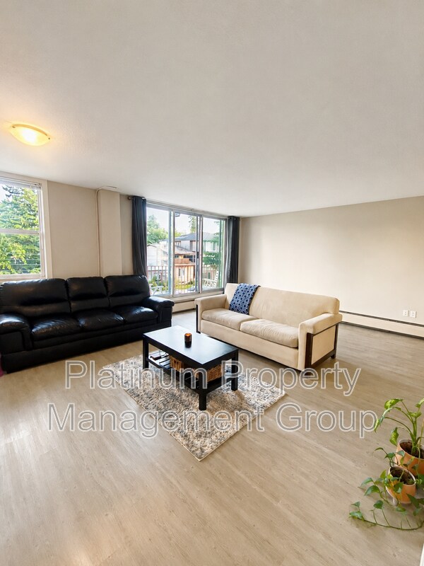 Photo du bâtiment - 2024-2035 35 Ave SW
