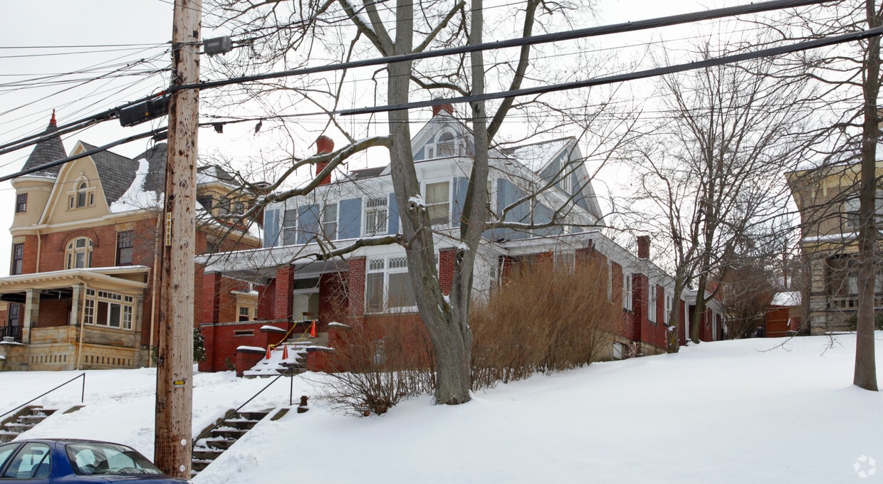 1226 State Ave, Coraopolis, PA 15108 1226 State Ave Coraopolis, PA