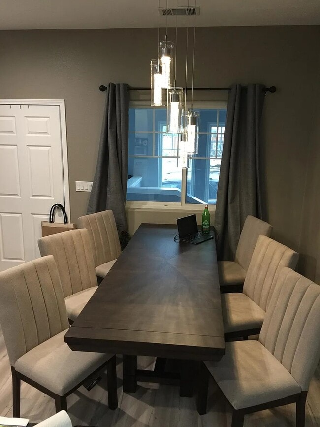 Foto del edificio - 1115 Clark St