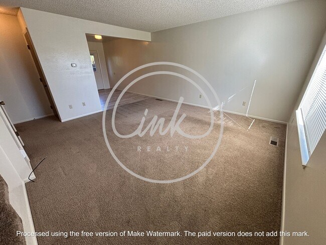 Foto del edificio - Townhouse in Gardnerville For Rent