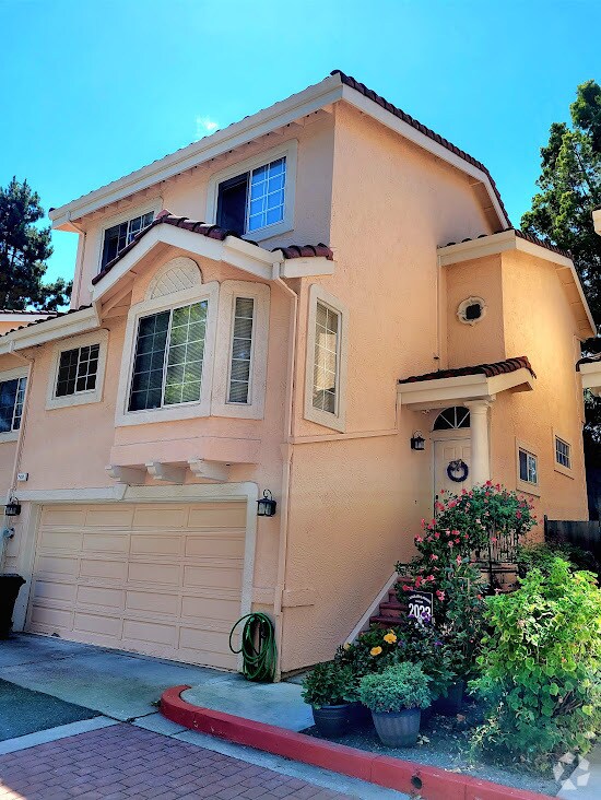 Camino Alta Apartments under 1,000 Santa Clara, CA 3 Rentals