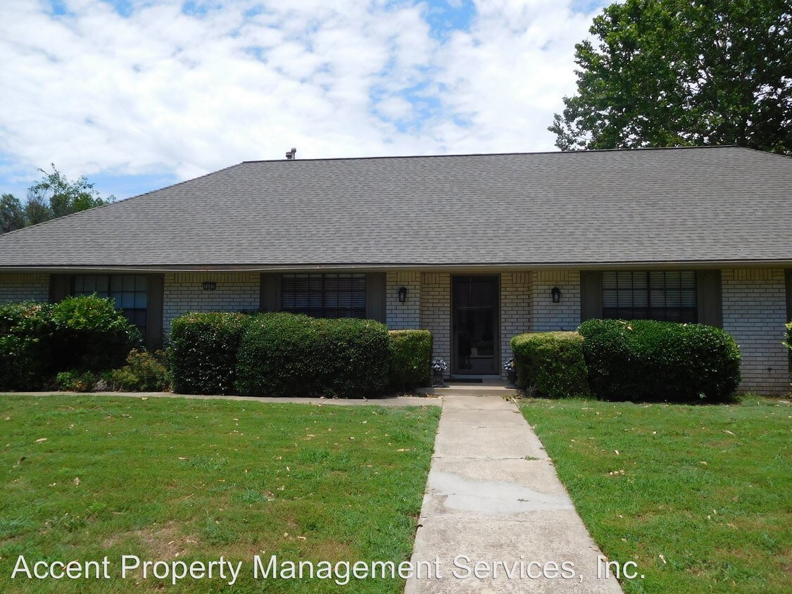Foto principal - 7405 E 83rd St