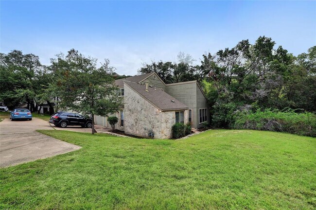 Building Photo - 6505 Cat Creek Trail