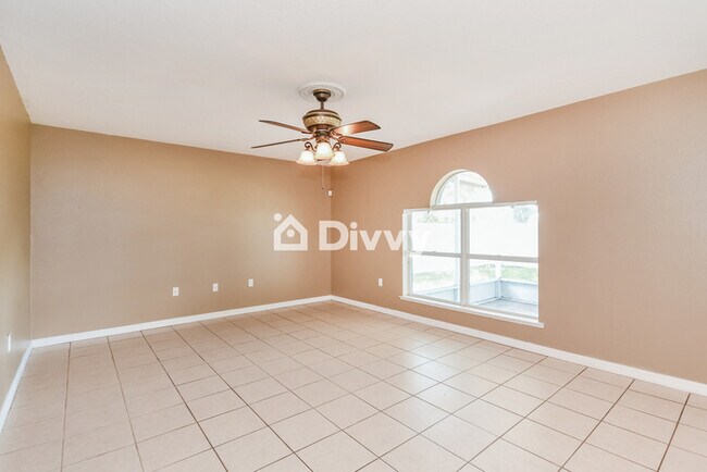 Building Photo - 5446 Chandler Dr