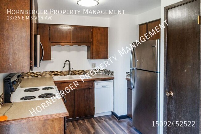 Foto del edificio - 13726 E Mission Ave