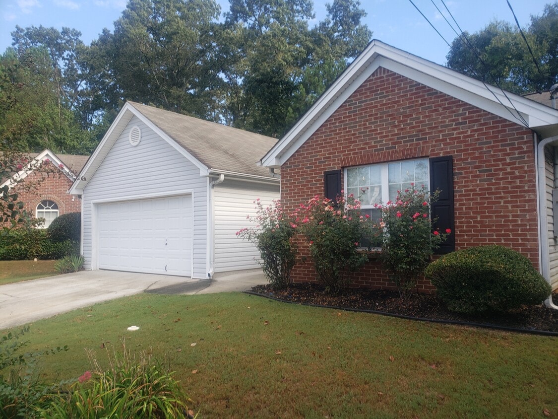 Photo - 5511 Walnut Ln (Stonecrest, GA)