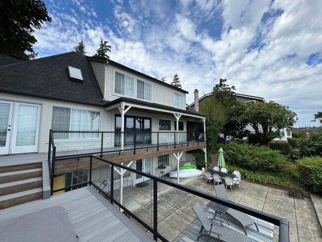 Foto del edificio - 2619 200th Ave E