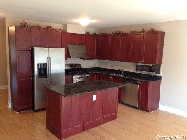 Building Photo - 3-30-30 Soundview Ln
