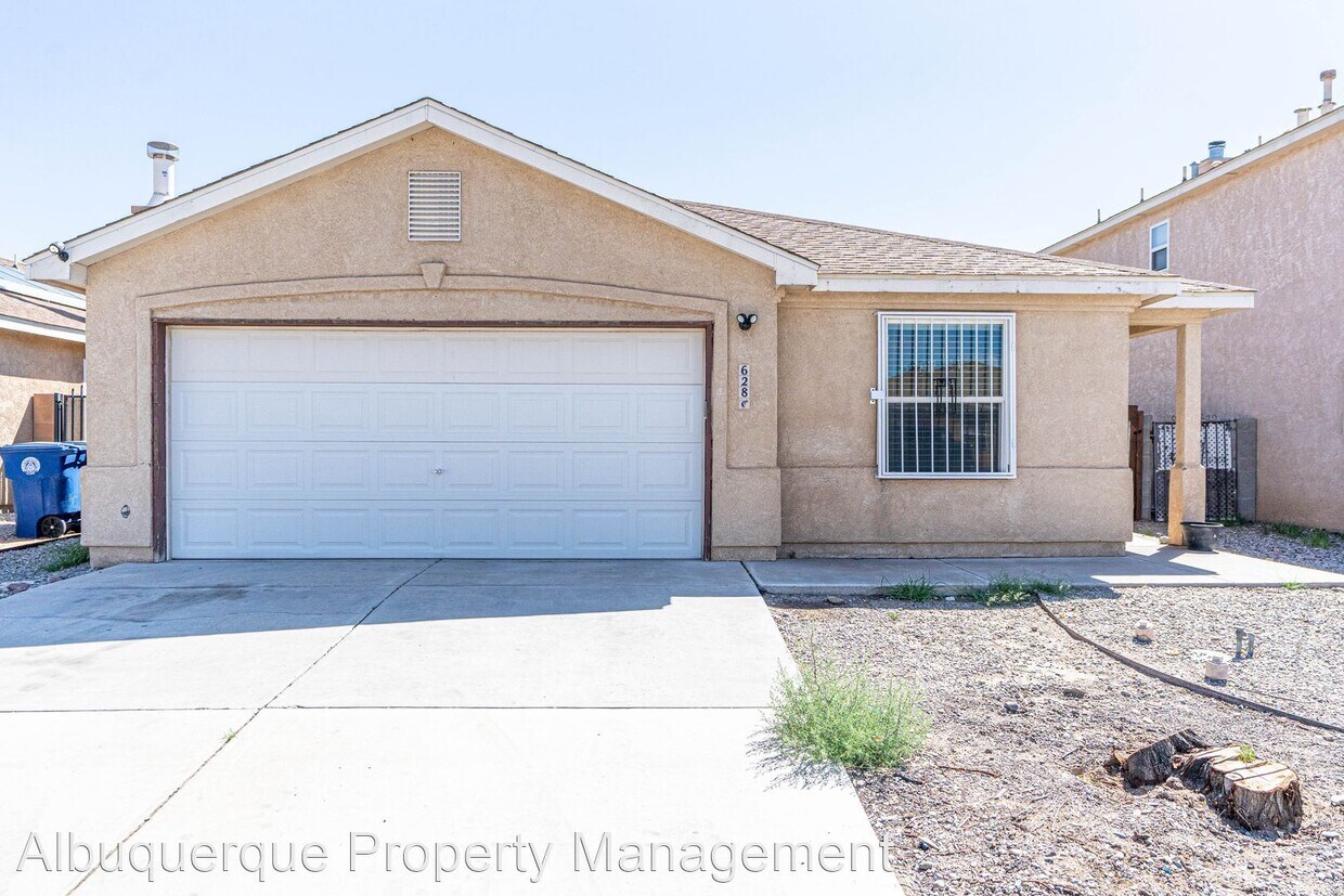 Primary Photo - 3 br, 2 bath House - 628 Red Bluff St SW