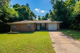 Building Photo - 316 E Garfield Dr