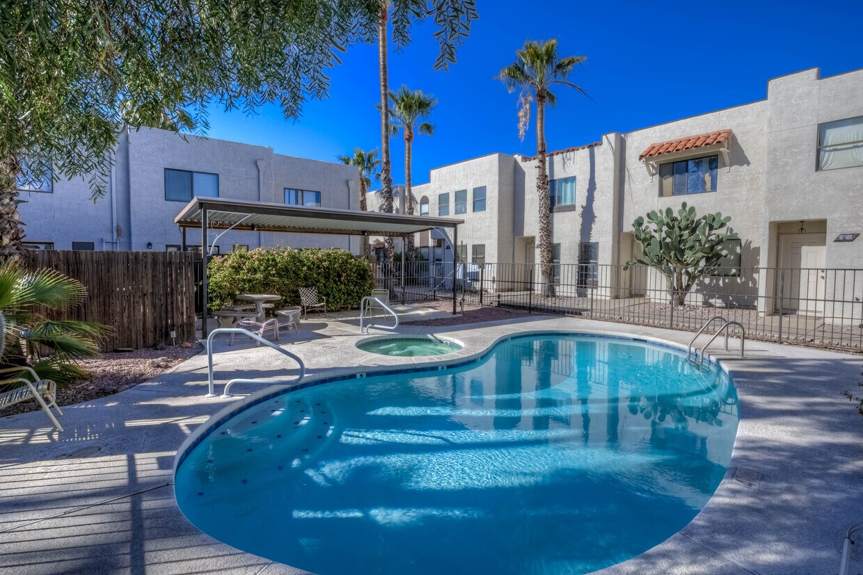 2196 N 1st Ave, Tucson, AZ 85719 Townhome Rentals in Tucson AZ