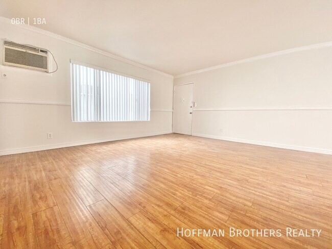 Foto del edificio - 5726 Camellia Ave