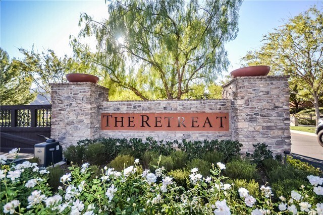 Foto del edificio - 8827 Soothing Ct