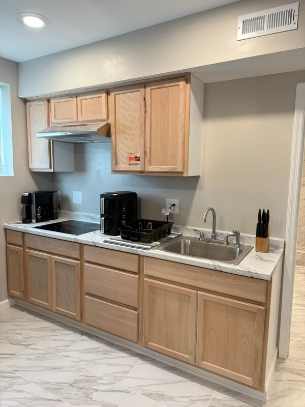 Foto del edificio - 4001 Cedar Gate Rd NW