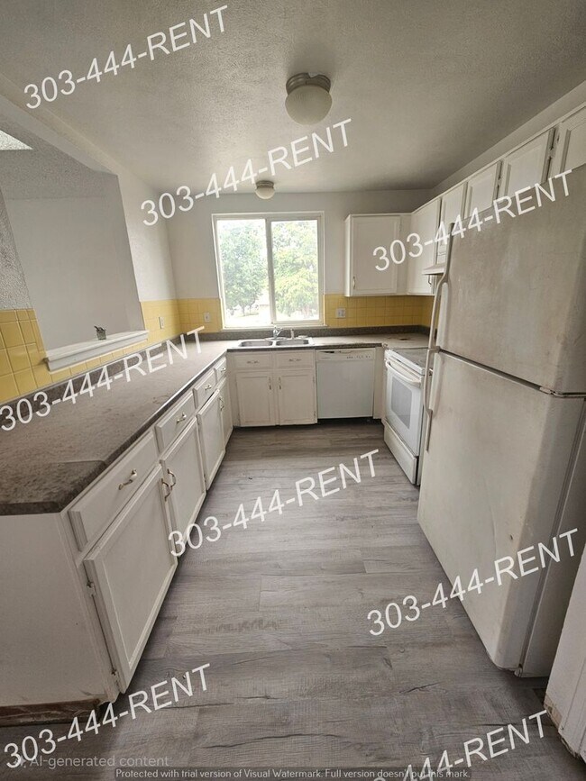 Foto del edificio - Beautifully Updated 4 Bed 2 Bath home in Denver