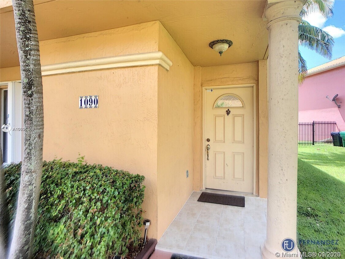 1090 NW 123rd Ct 816 Miami Fl 33182 - 1090 NW 123rd Ct  816 Miami Fl 33182