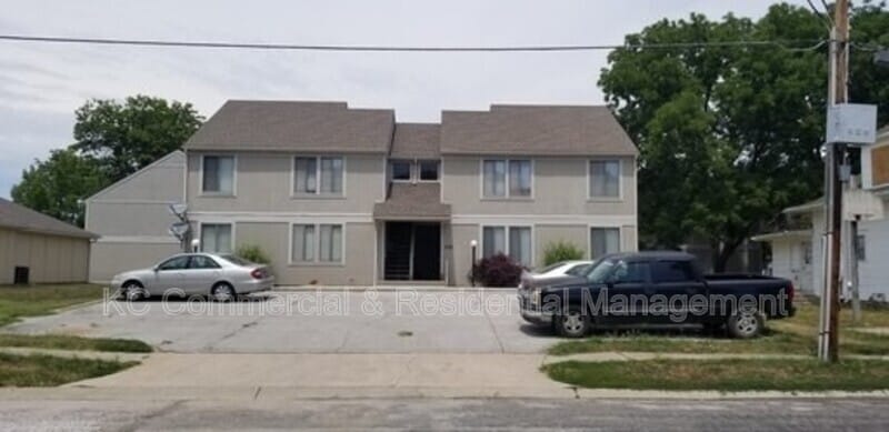 Foto principal - 208 W Meadow St