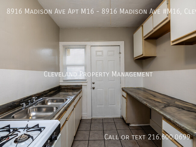 Foto del edificio - Madison Ave One Bedroom Apartment  *Special*