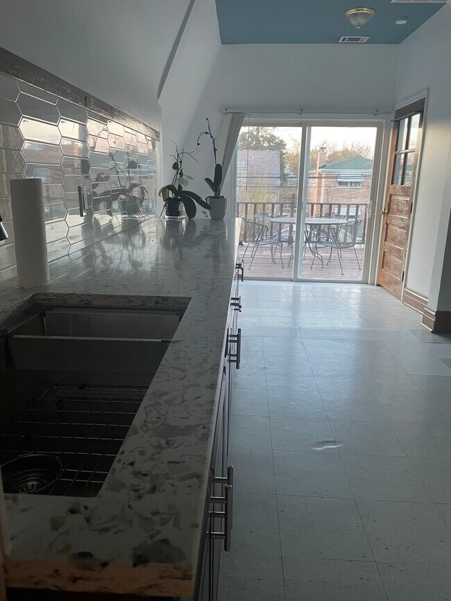 Newly remodeled kitchen - 5650 W Giddings St