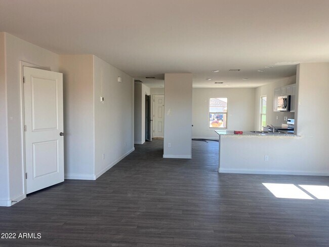 Building Photo - 2091 E Velvet Pl