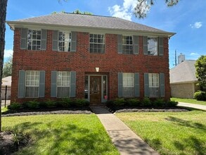 Building Photo - 4635 Meadow Green Dr