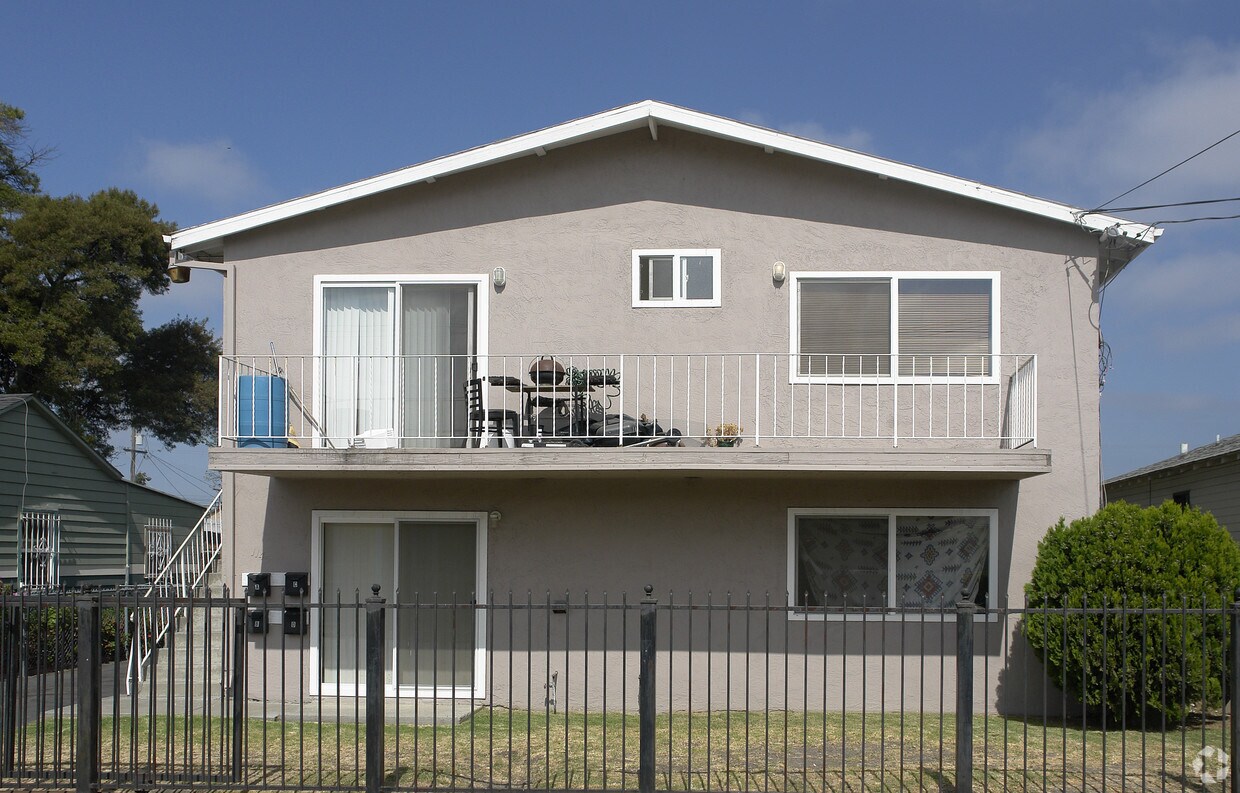 Primary Photo - 1145 89th Ave