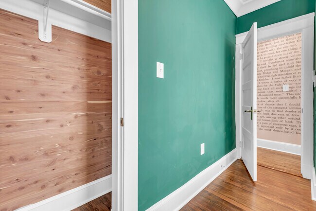 Building Photo - 3 Murray Ave