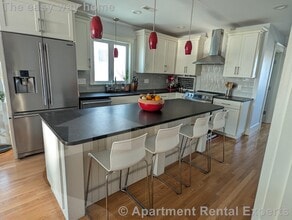 Building Photo - 29 Cameron Ave