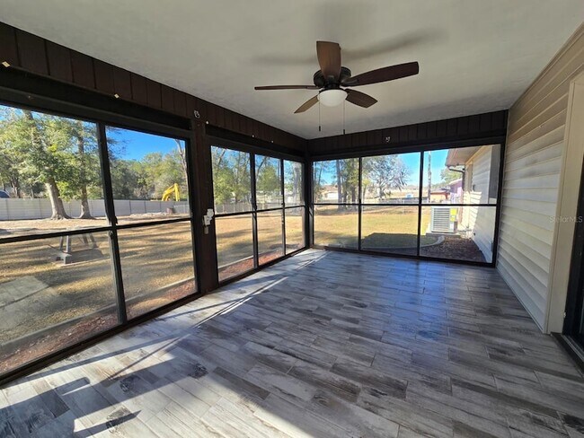 Foto del edificio - 2606 NE 22nd Ave