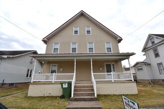 Building Photo - 509-511 Burke St