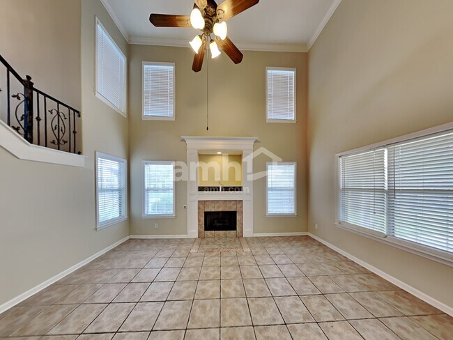 Foto del edificio - 9846 Alexanders Ridge Dr