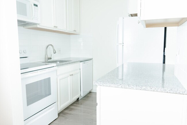 Foto del edificio - 3030 Oneal Pkwy