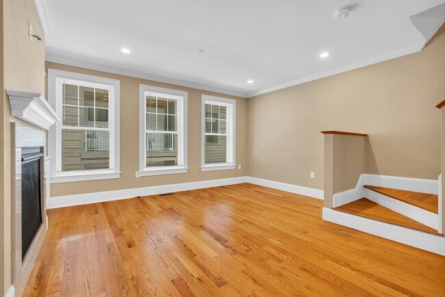 Foto del edificio - 83 Dresser St