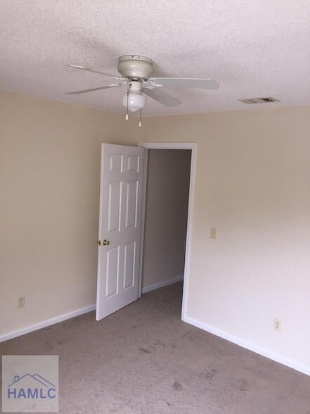 Foto del edificio - 204 Magnolia Plantation Ct