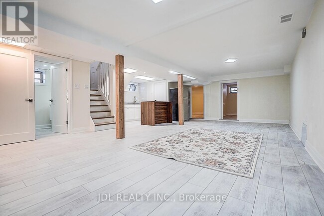 Building Photo - 15 Crossburn Dr