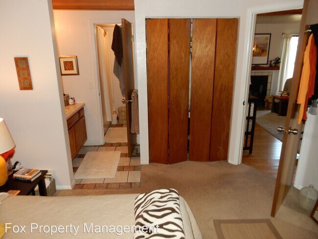 Foto del edificio - 1 br, 1 bath House - 319 S. Taft Court