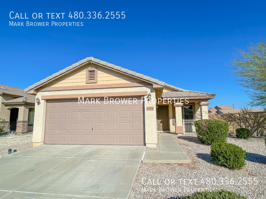 Primary Photo - 1576 W Appaloosa Way