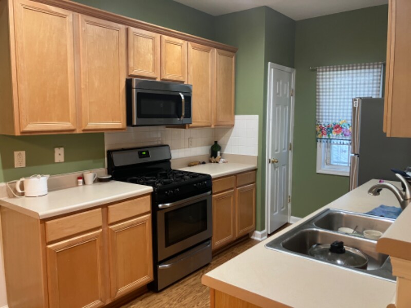 Foto principal - 414 Lantern Wood Dr