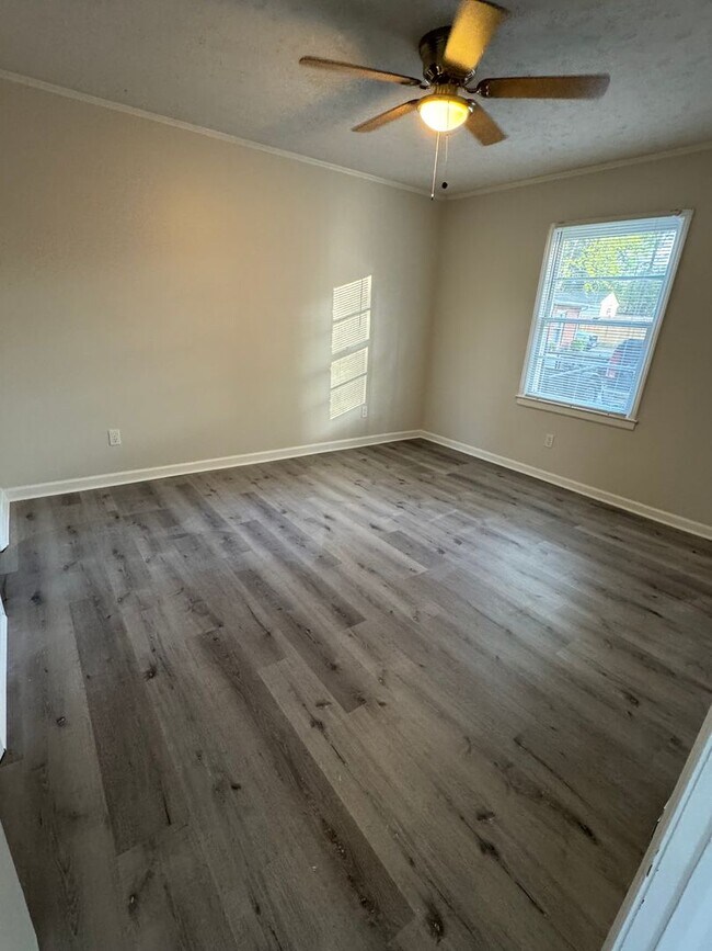 Foto del edificio - Updated One Bedroom Apartment in Matthews