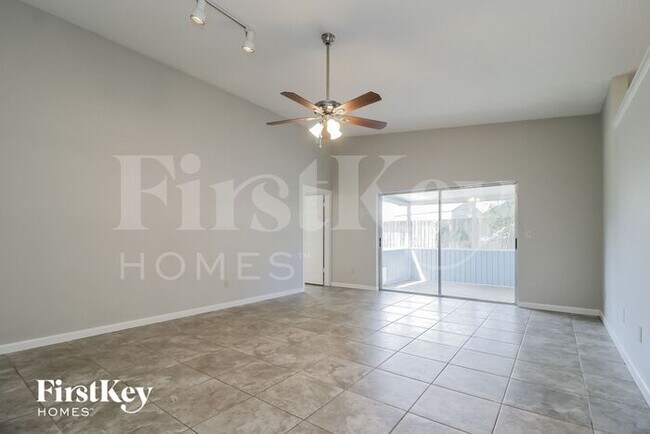 Foto del edificio - 2721 Annhurst Ave