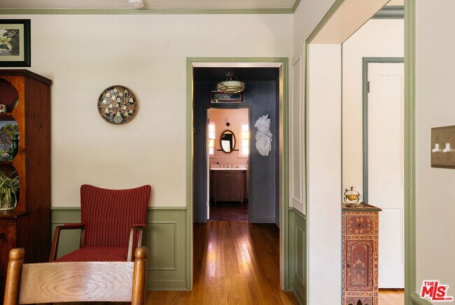 Building Photo - 11523 Albers St