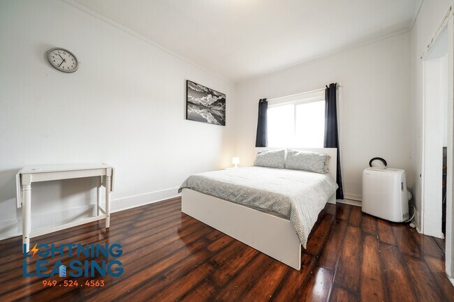 Foto del edificio - 1420 Flower St
