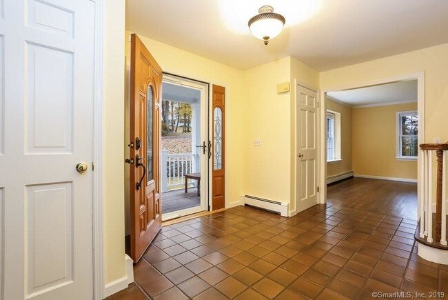 Building Photo - 25 Langner Ln