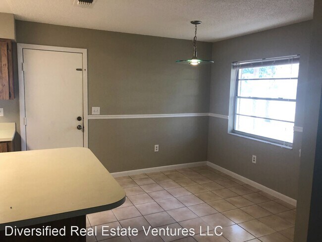 Foto del edificio - 3 br, 1.5 bath House - 3918 Feather Drive